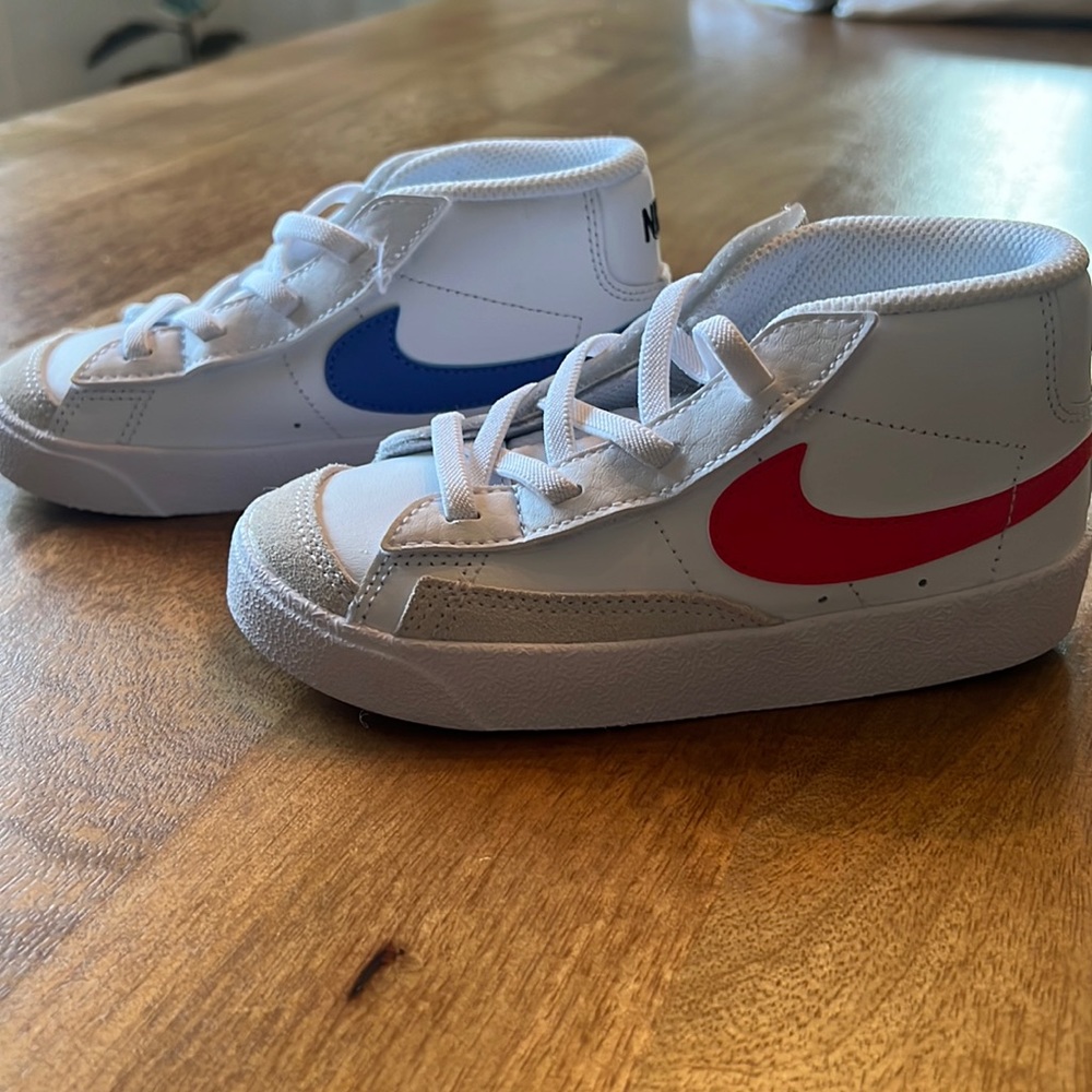 Nike Blazer Mid 77